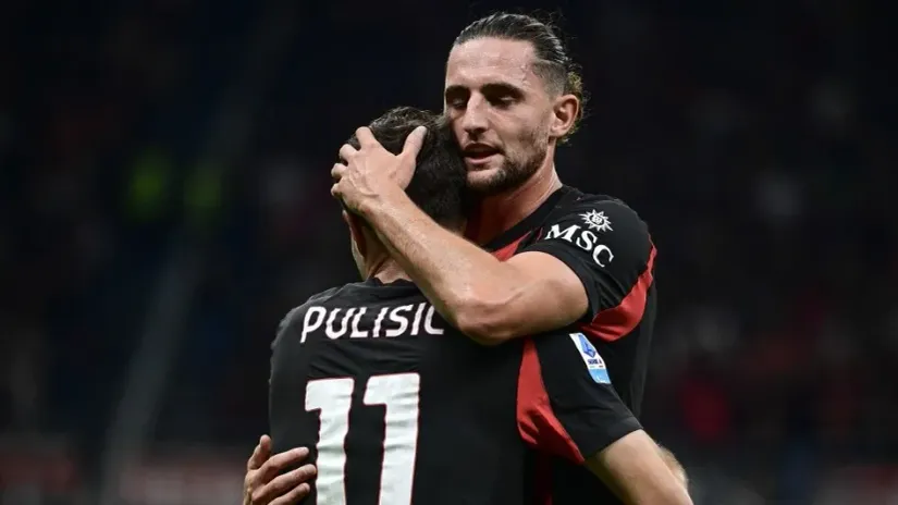 Kristijan Pulišić i Adrijen Rabio (©AFP)