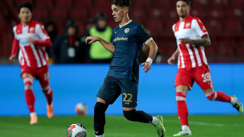 ©Starsport