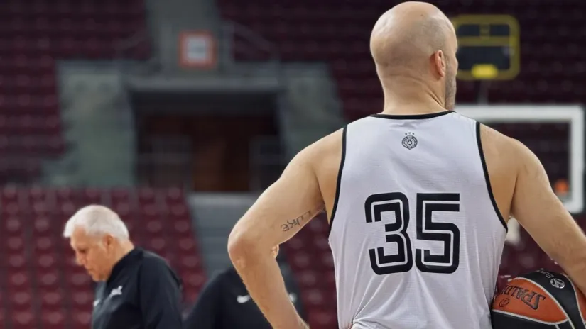 Nik Kalates na treningu Partizana (©KK Partizan)