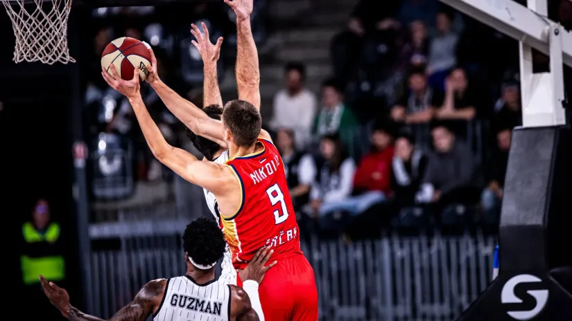 Pavle Nikolić i Karel Guzman (©ABA liga/Kluž)