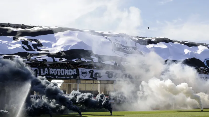 Navijači Deportivo Rijestre (©Guliver/Nicolas Aboaf)