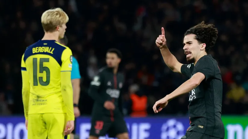 Vitinja slavi pogodak (©Reuters)