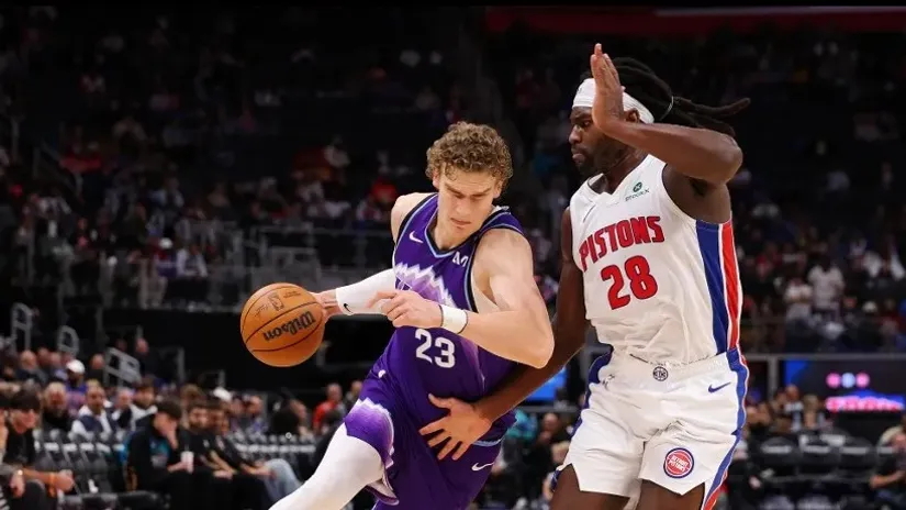 Lauri Markanen i Ajzea Stjuart (AFP)