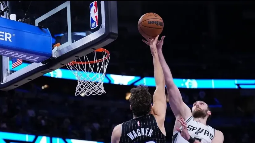 Luk Korne i Franc Vagner (AFP)