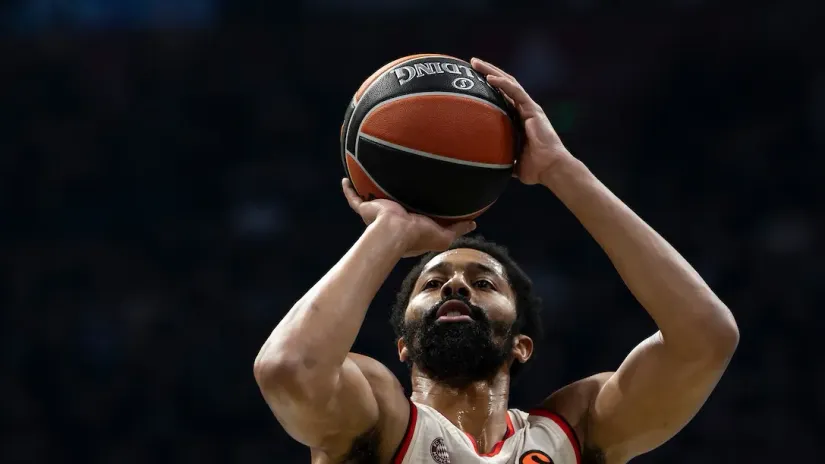 Spenser Dinvidi (Starsport)