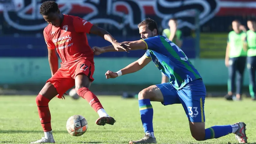 Filip Sredojević protiv Radničkog iz Kragujevca (©Starsport)