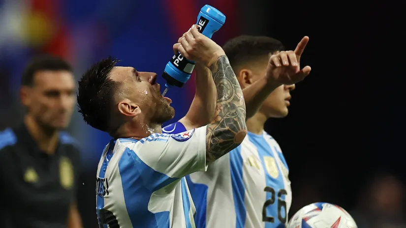 Lionel Mesi (©Reuters)