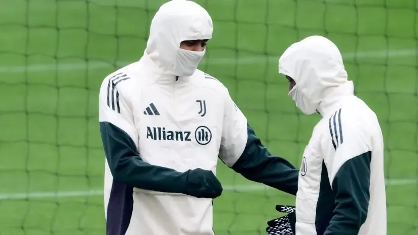 Lois Openda i Džonatan Dejvid (©AFP)