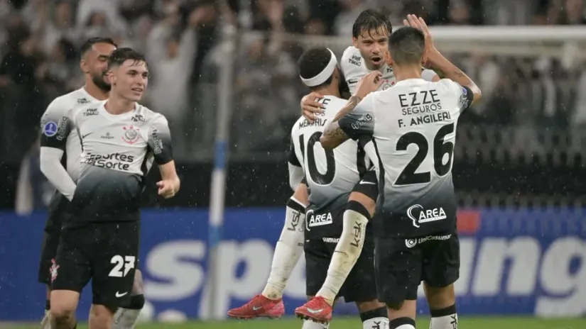 Igrači Korintijansa (©AFP)