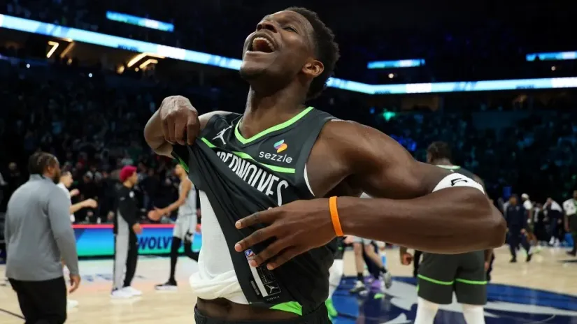 Entoni Edvards (©AFP)