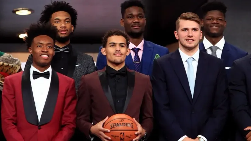 Kolin Sekston, Marvin Begli, Tre Jang, Deandre Ajton, Luka Dončić, Mo Bamba - niko više nije u svojim matičnim franšizama (©AFP)