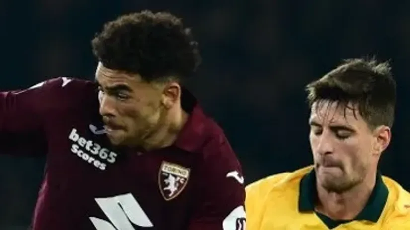 Če Adams, dvostruki strelac (©AFP)