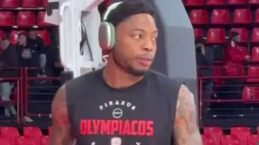 Tajrik Džons (Foto: Printskrin)