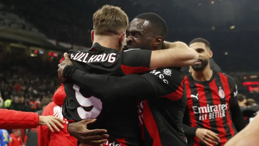 Filkrug i Tomori (©Reuters)