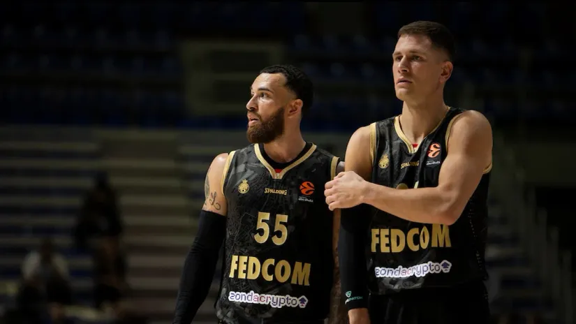 Majk Džejms i Nemanja Nedović (Starsport)