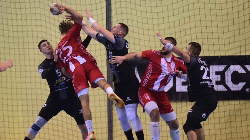 Miloš Pavlović (©Starsport)