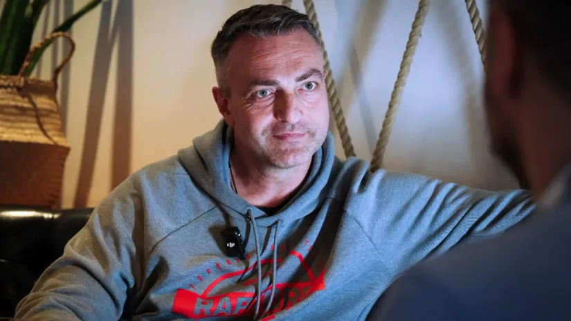 Darko Rajaković sa novinarom Mozzart Sporta (©Mozzart Sport/Nikola Mikić)