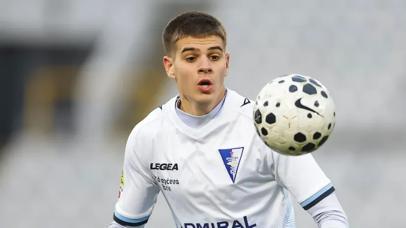 Danijel Kolarić (©Starsport) 