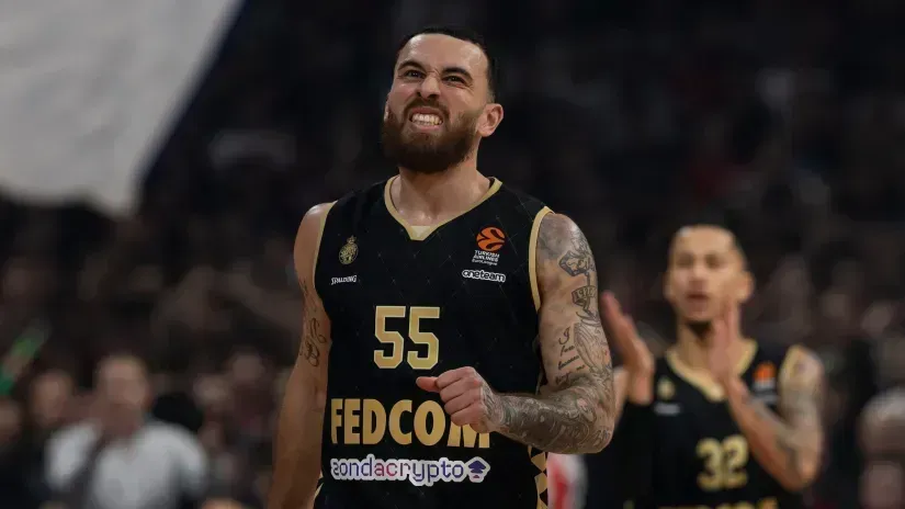 Majk Džejms (Starsport)