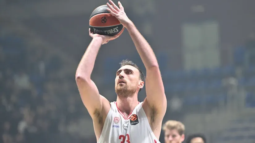 Nikola Milutinov (©MN Press)