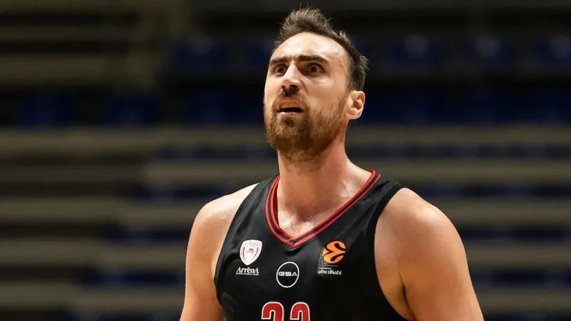 Nikola Milutinov (Starsport)