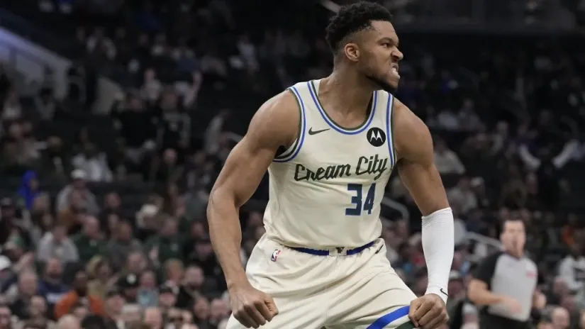 Janis Adetokunbo (©AFP)