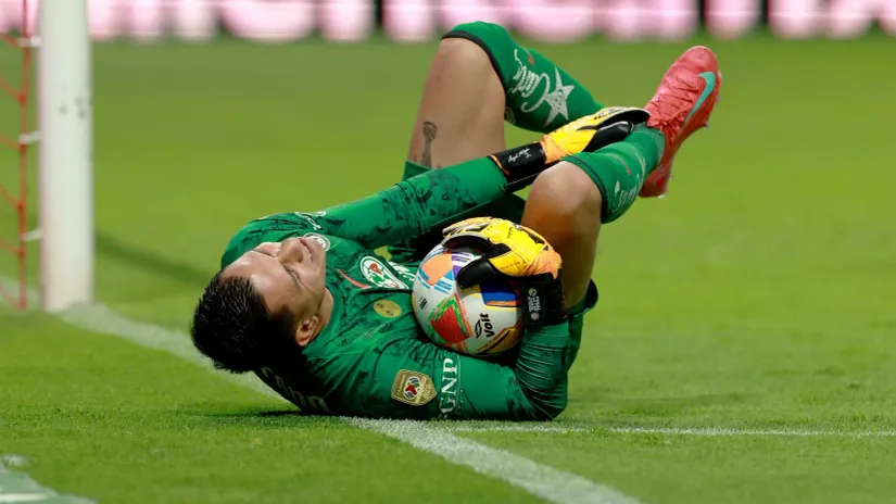 Luis Malagon (©Reuters)