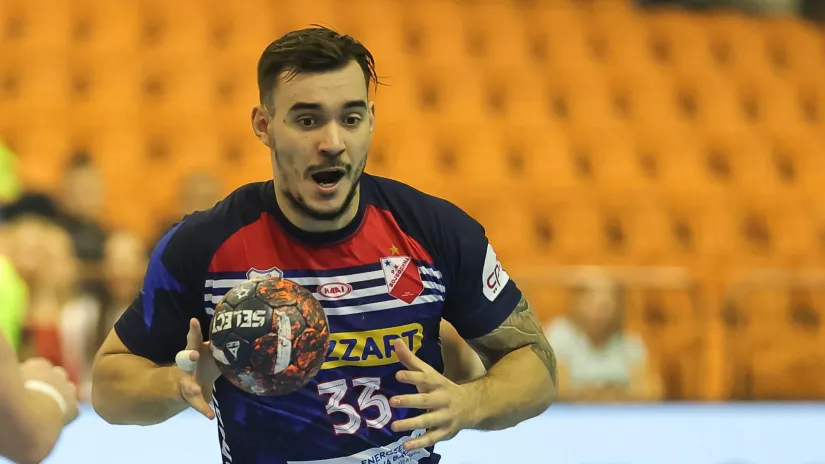 Jovica Nikolić (©Starsport)