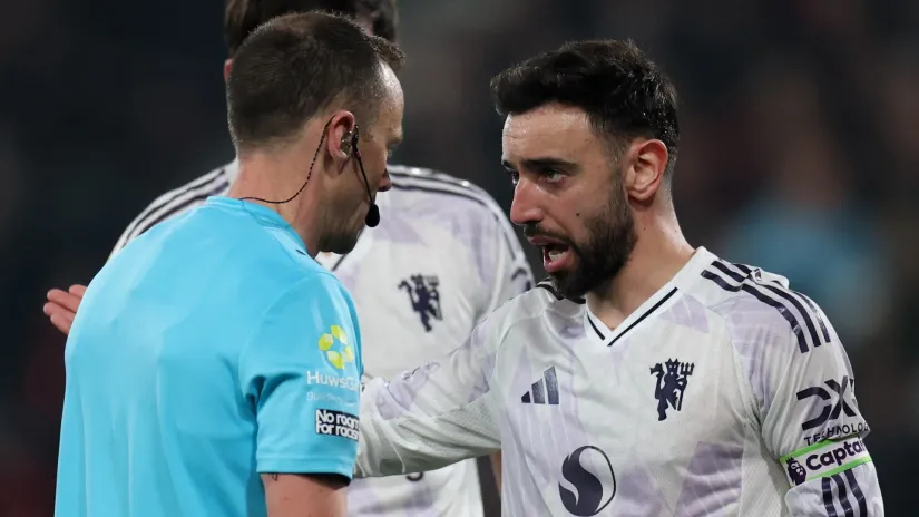 Stjuart Atvel i Bruno Fernandes (©Reuters)