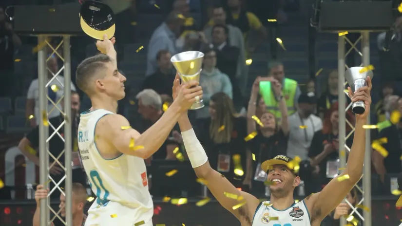 Džejsi Kerol (MN Press)