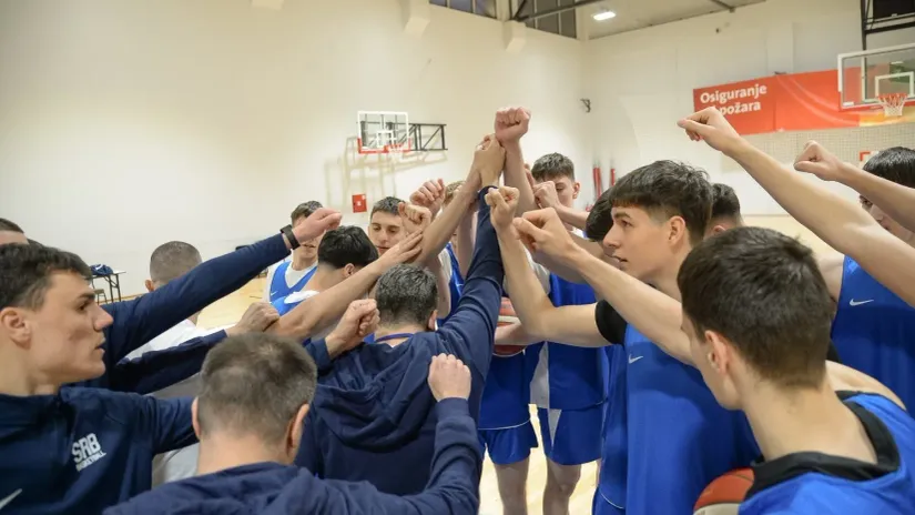 Mladi košarkaši Srbije (©KSS)