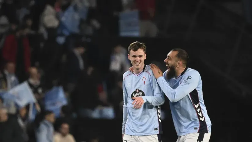 Viliot Svedberg i Borha Iglesijas (©AFP)