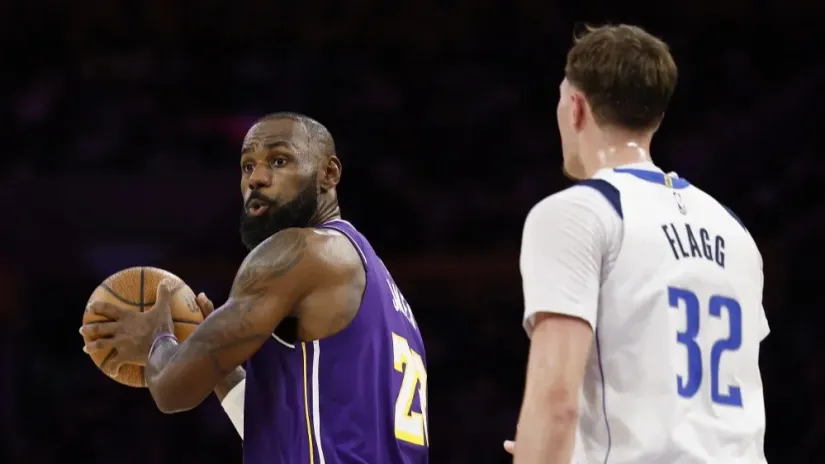 Lebron Džejms i Kuper Fleg (AFP)