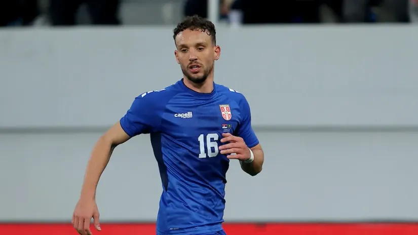 Strahinja Eraković u dresu reprezentacije Srbije (©Starsport)