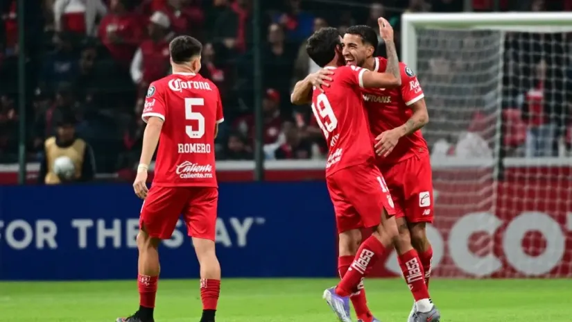 Fudbaleri Toluke (©AFP)