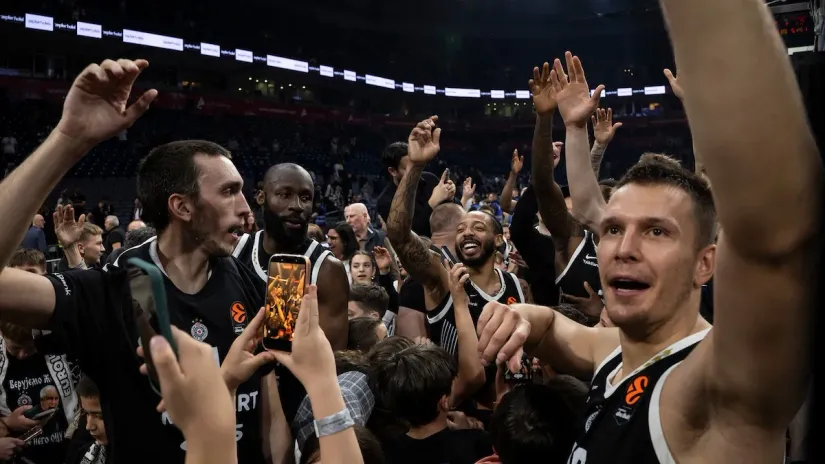 Košarkaši Partizan Mozzart Beta (©Starsport)