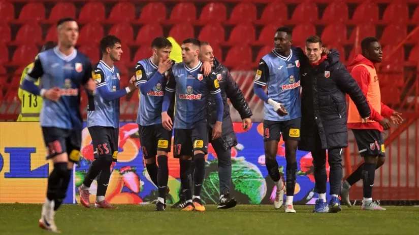 Slavlje fudbalera Vojvodine posle gola za jesenju pobedu na stadionu Crvene zvezde (MN Press)