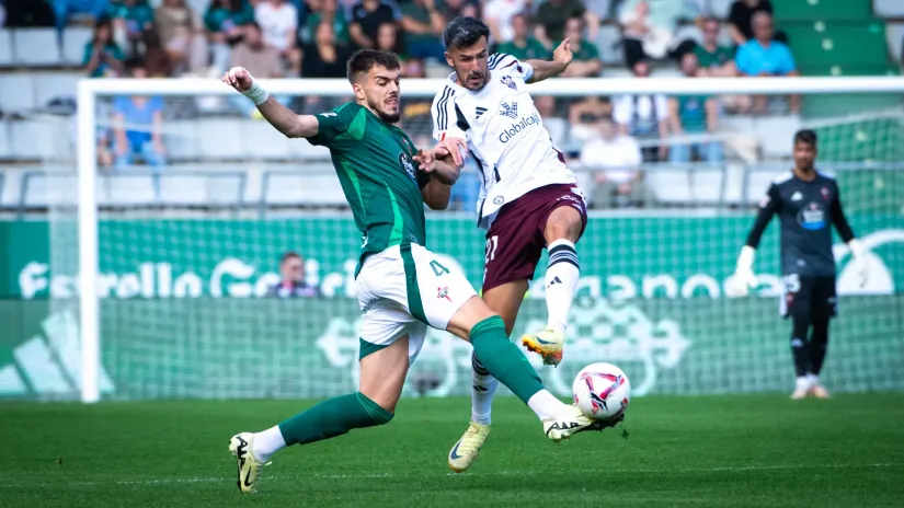 Aleksa Purić u dresu Ferola (©Ismael xMijan/Guliver)