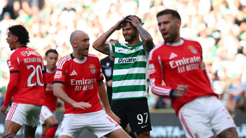 Luis Suarez u meču sa Benfikom (©Reuters)