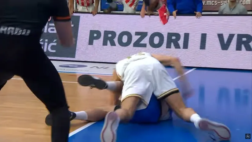 Detalj sa parketa (©TV Arenasport/Printscreen)