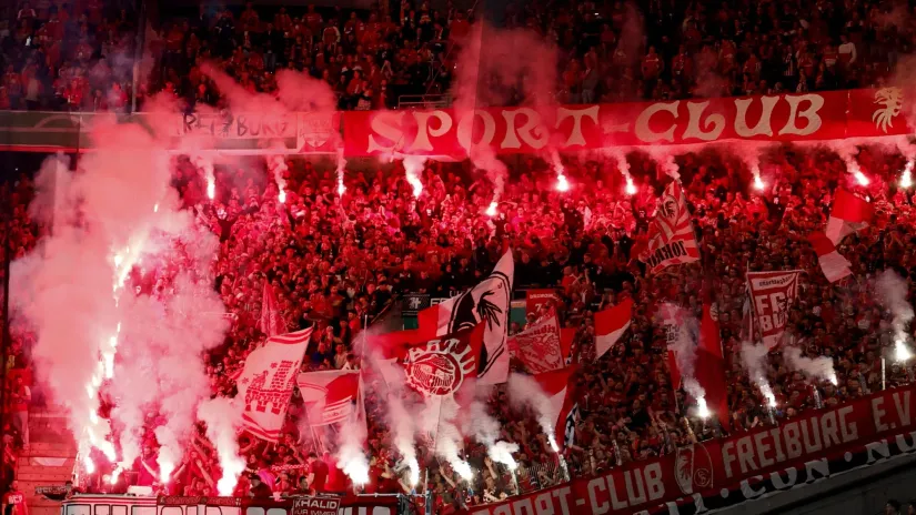 Navijači Frajburga spremni za istorijsku noć (©Reuters)
