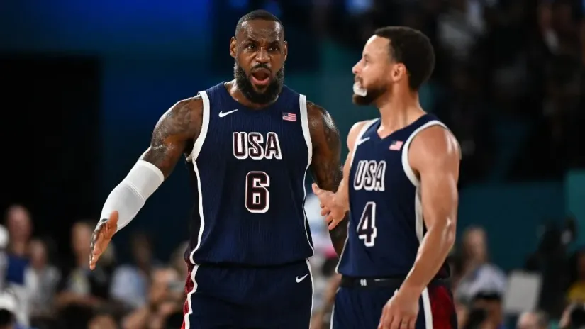 Lebron Džejms i Stef Kari (©AFP)