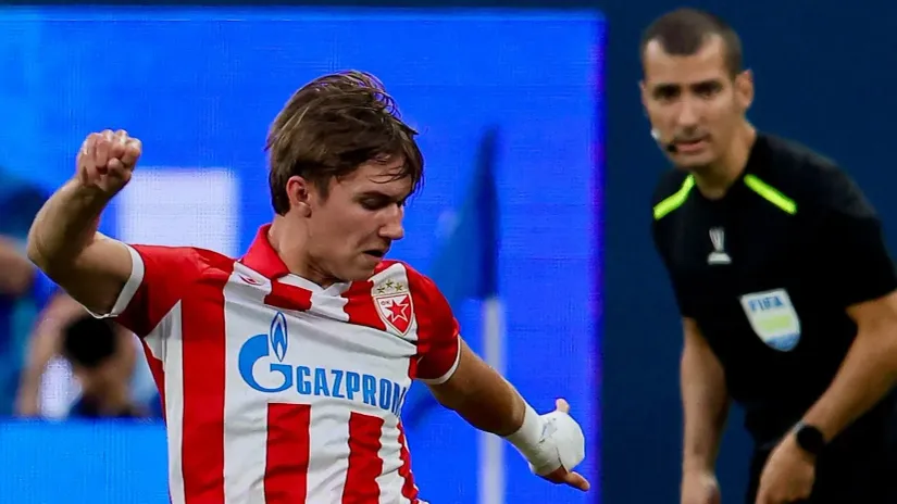 Vasilije Kostov u Sankt Peterburgu (©FK Crvena zvezda)