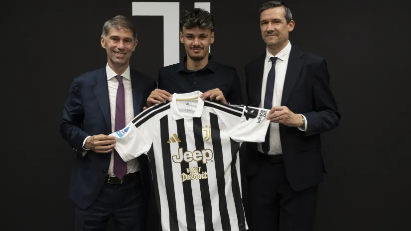 (JuventusFC)