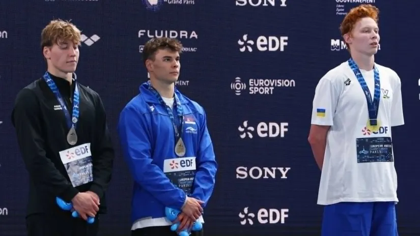 Andrej Barna u sredini (Rojters)