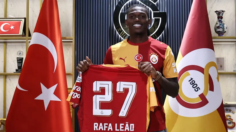 Rafael Leao 
