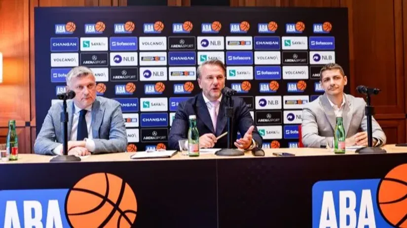 Ostoja Mijailović i Dubravko Kmetović (©ABA liga/Ales Fevzer)