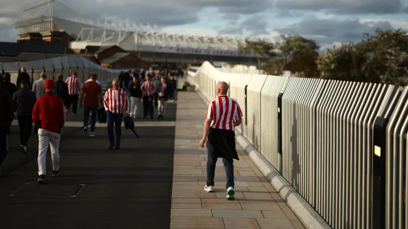 Svi putevi vode ka Stadionu svetlosti (©Reuters)