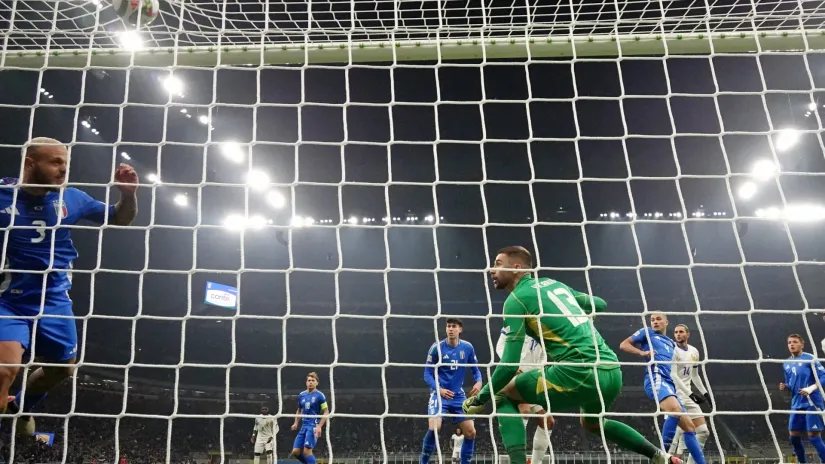 Gol Adrijana Rabioa (Francuska) na utakmici sa Italijom
