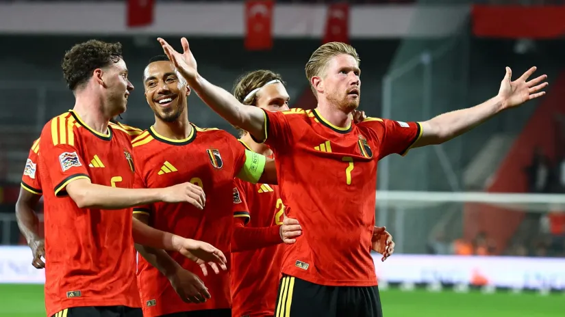 Slavlje fudbalera Belgije (©